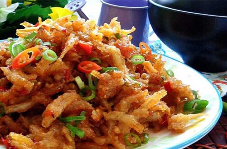 Cách làm cá cơm chiên tỏi ớt giòn ngon tại nhà